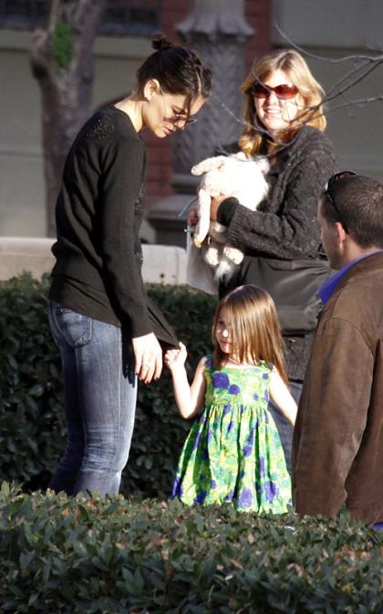 Katie Holmes: Set Time with Suri and Isabella