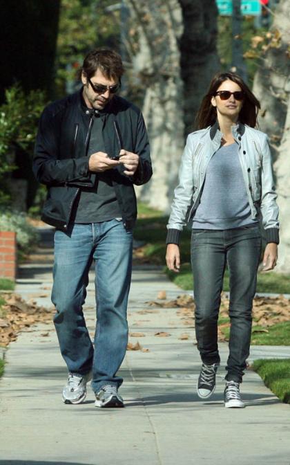 Penelope Cruz and Javier Bardem: Beverly Hills Stroll