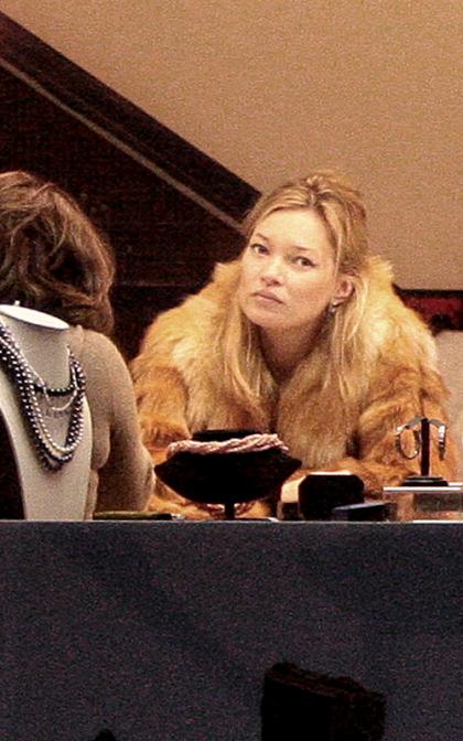 Kate Moss and Jamie Hince's Engaging Retail Romp