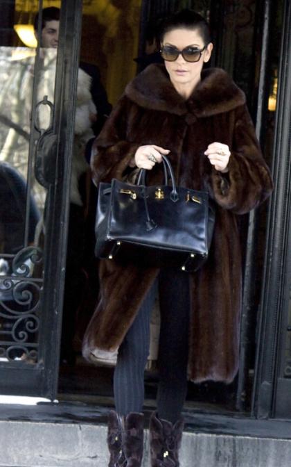 Catherine Zeta-Jones: Fur Fantastic