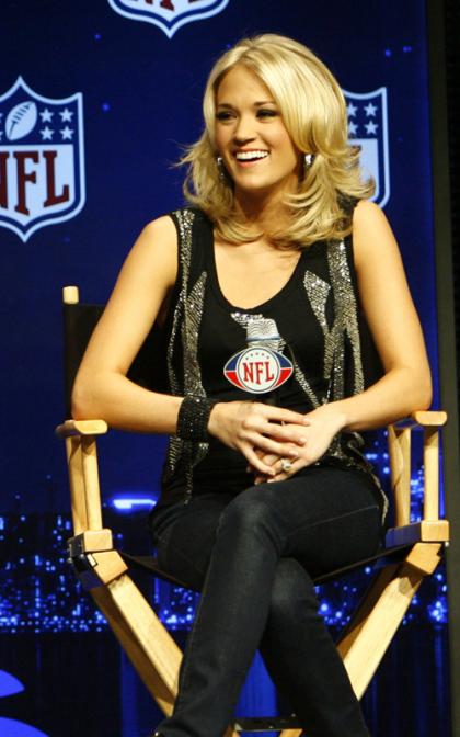 Carrie Underwood and Queen Latifah: Super Bowl Pals
