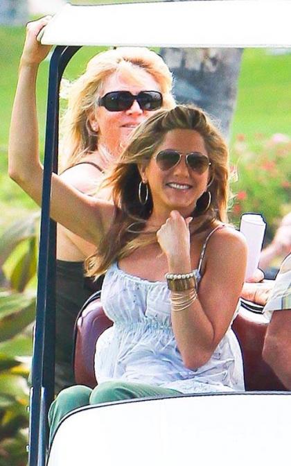Jennifer Aniston and Nicole Kidman: Maui Mates
