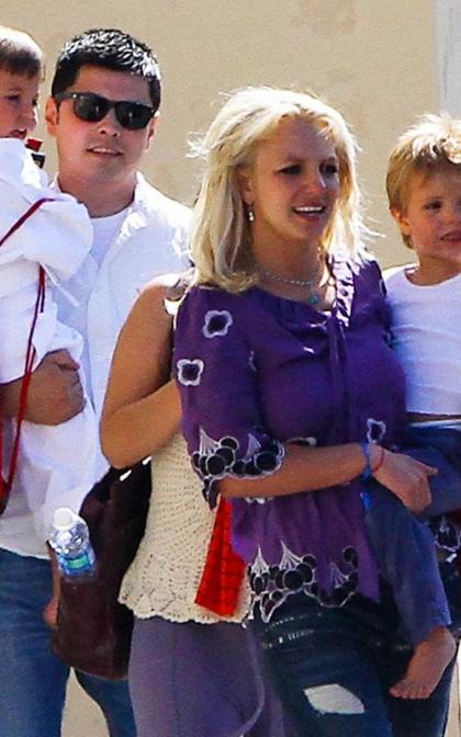 Britney Spears: Karate Mom