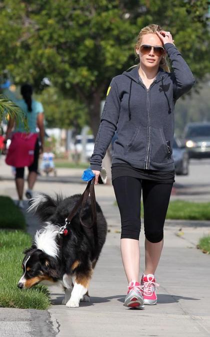 Hilary Duff: Dog Walking Damsel