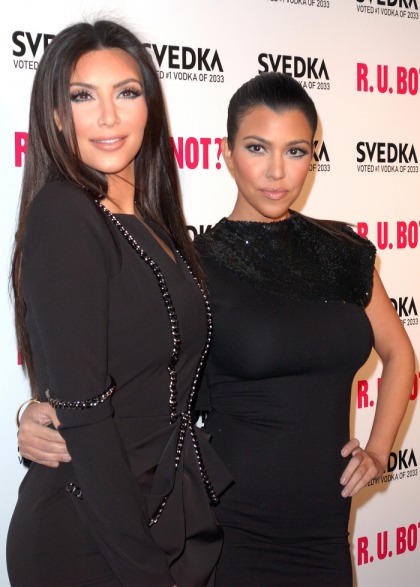 Did Kourtney Kardashian go  to Kim's plastic surgeon'