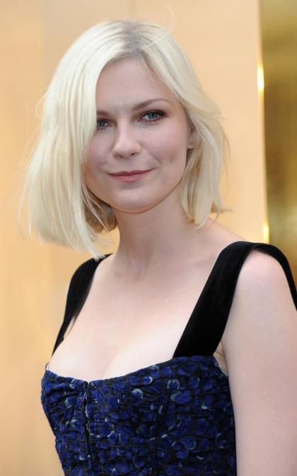 Kirsten Dunst: Louis Vuitton Vixen