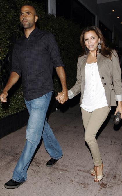 Eva Longoria and Tony Parker: Beso Date Night