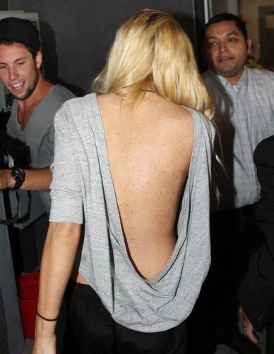 Lindsay Lohan's Shirt Is On Backwards