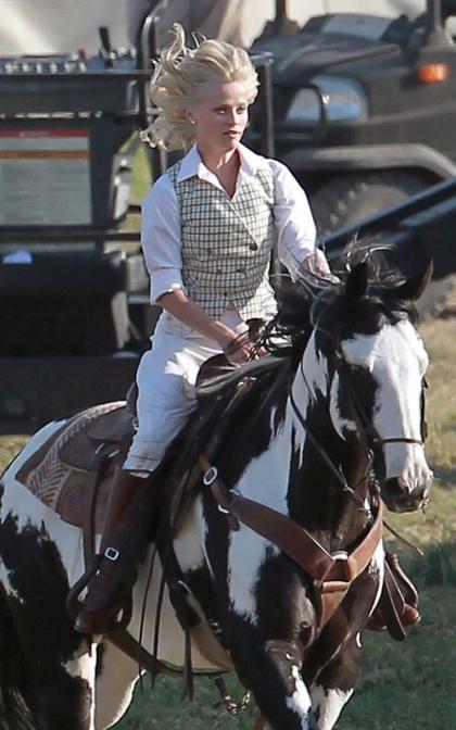 Reese Witherspoon: Horse-Riding Hottie