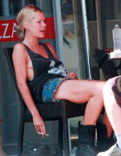 Sophie Monk's Sideboob Disappoints