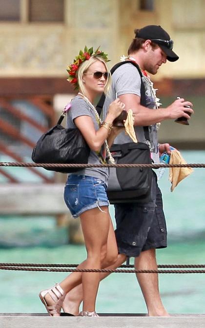 Carrie Underwood and Mike Fisher: Tahitian Twosome