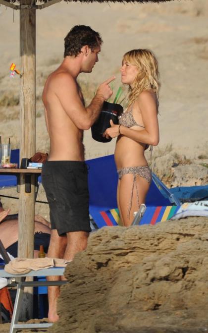Sienna Miller and Jude Law: Ponza PDA Pair