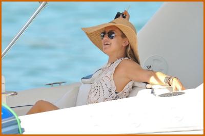 Kate Hudson Enjoys The Sun in Saint Tropez