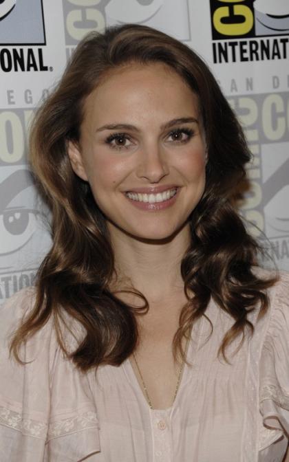 Natalie Portman Takes Thor to Comic-Con 2010