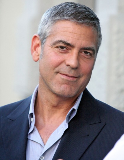 George Clooney is out  about in Italy without   Elisabetta Canalis