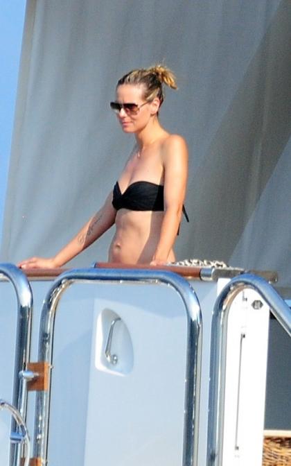 Heidi Klum: Mediterranean Bikini Beauty