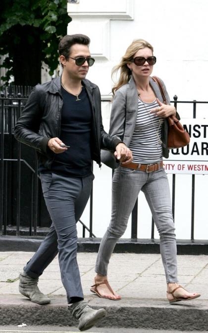 Kate Moss  Jamie Hince: Secretly Married?