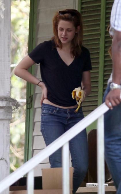 Kristen Stewart Goes On The Road in New Orleans!