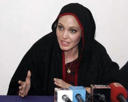 Angelina Jolie's Flood Relief Visit to Pakistan