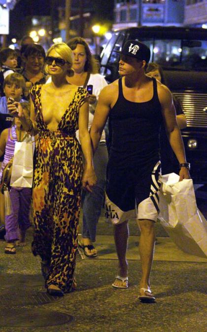 Paris Hilton and Cy Waits: Hawaiian Escape