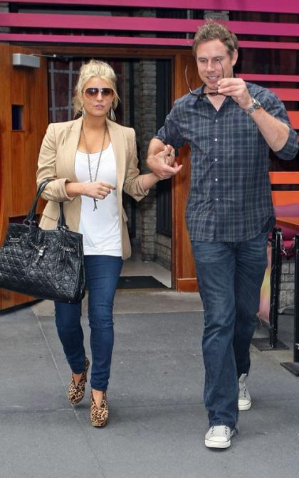 Jessica Simpson  Eric Johnson: Dos Caminos Couple