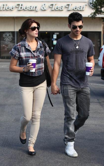 Ashley Greene and Joe Jonas: Coffee Bean Lovin'