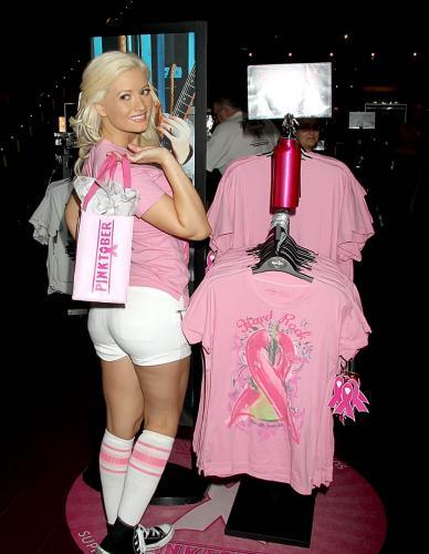 Holly Madison's Got Awesome Balloons