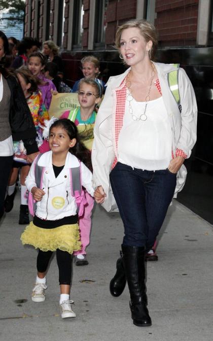 Jennie Garth Celebrates Walk To School Day