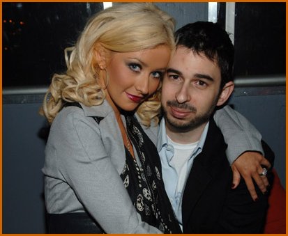 Christina Aguilera Splits with Jordan Bratman