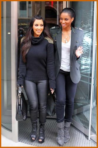 Kim Kardashian Sexy in The Skin-Tight Leather Pants