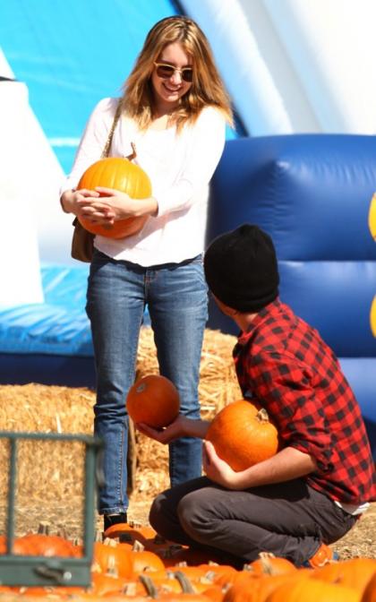 Emma Roberts: Pumpkin Patch Pretty