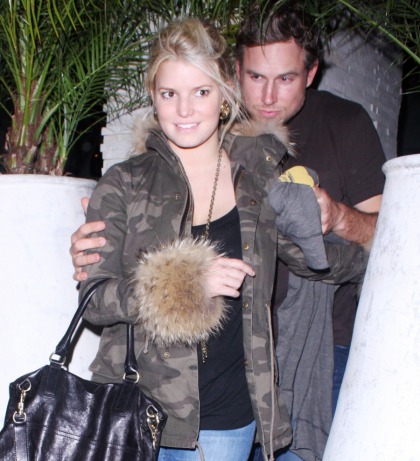 Jessica Simpson & Eric Johnson are engaged, according to Us Weekly