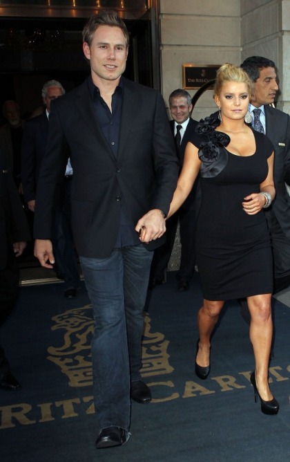 Jessica Simpson is Engaged to Eric Johnson