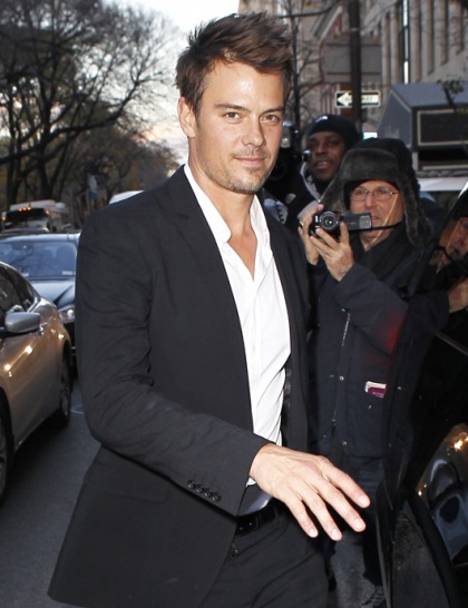 Josh Duhamel Was Kicked Off a Plane for Non-Compliance