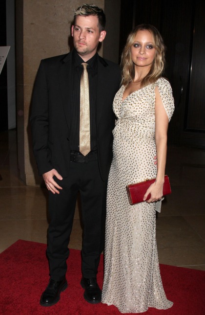 Nicole Richie & Joel Madden were married in Beverly Hills on Saturday