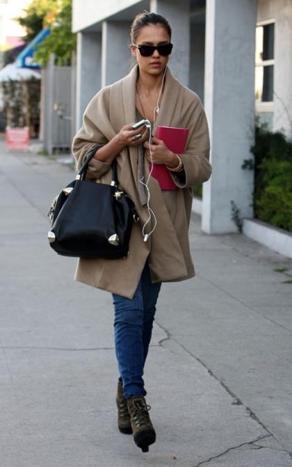 Jessica Alba: Lunching in West Hollywood