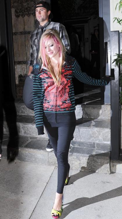 Avril Lavigne & Brody Jenner: Dinner Date Night