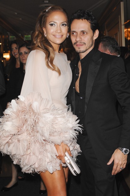 J.Lo & Marc Anthony's marriage is 'cracking' because of money problems