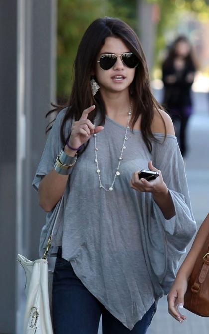 Selena Gomez: Los Angeles Lady