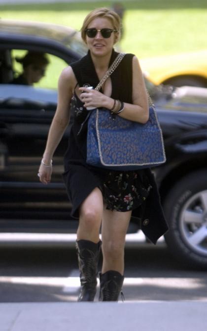 Lindsay Lohan: Courthouse Arrival