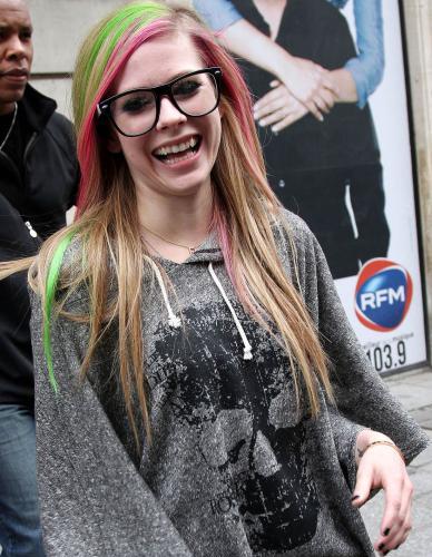Avril Lavigne Needs A Makeover