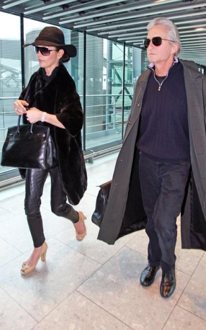 Michael Douglas and Catherine Zeta Jones: London Landing