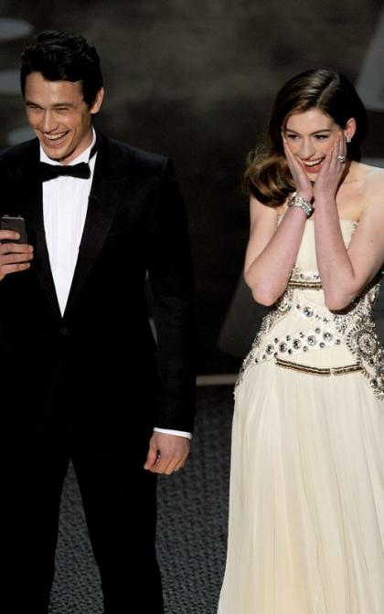 Anne Hathaway & James Franco: Oscar Hosting Greatness