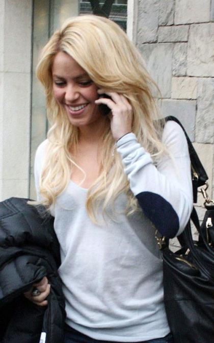 Shakira Gets Pampered, Talks Breakup