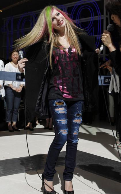 Avril Lavigne Takes On Ke$ha's 'TiK ToK'