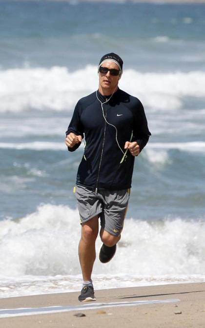 Matthew McConaughey's Beach Bod Workout
