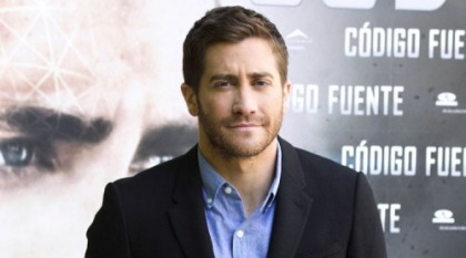 Jake Gyllenhaal Is Dating More Blondes