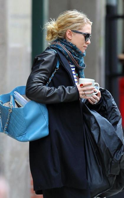 Mary Kate Olsen Heads Out in Manhattan 