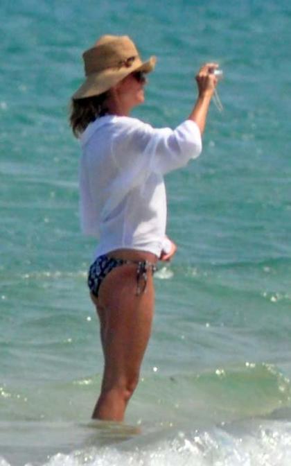 Heidi Klum: Family Beach Fun
