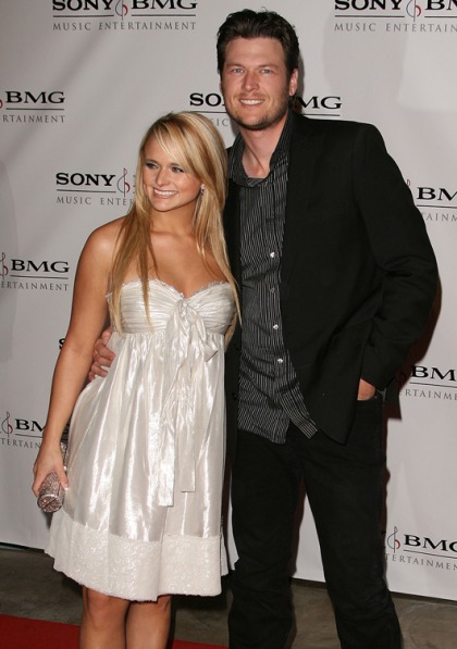 Country Stars Miranda Lambert and Blake Shelton Marry
